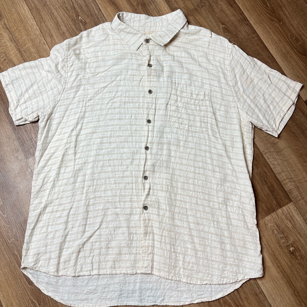 Amiani Men's Cream XXL button up Short Sleeve Shirt Off white/ cream
